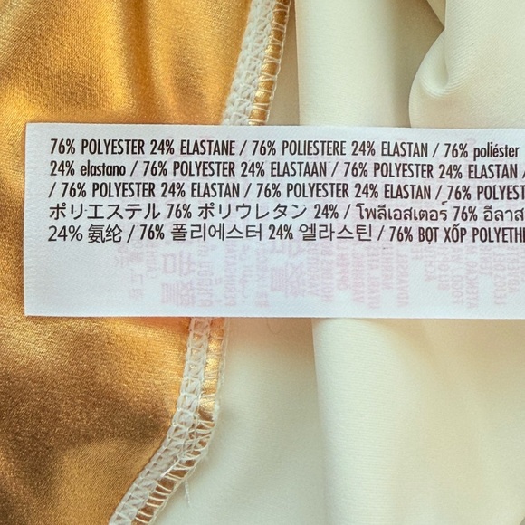 Jasmine Disney Aladdin Metallic Gold Sports
Bra Active Wear Top. Plus Size 1X. - Picture 11 of 14